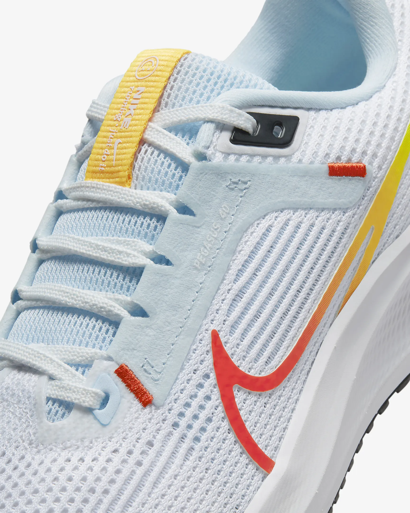 Women's Road Running Shoes