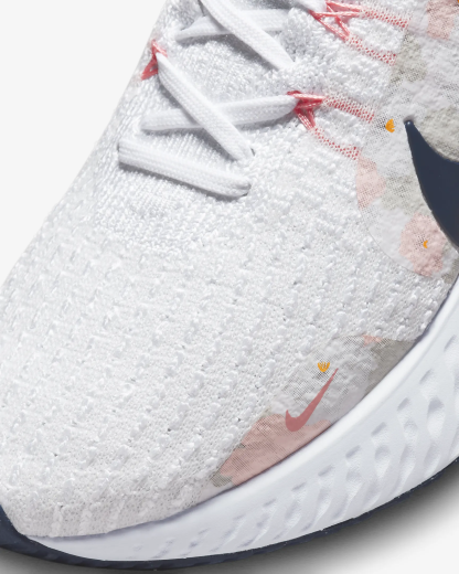 Women's Road Running Shoes