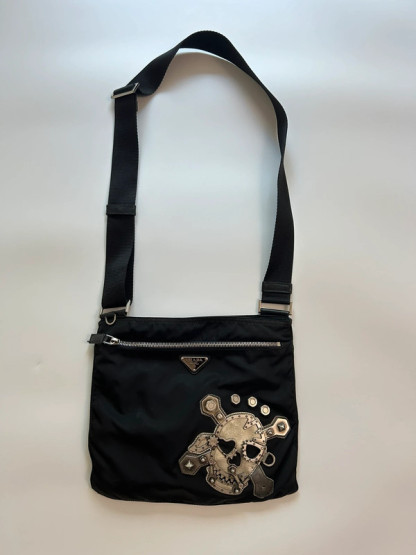 Prada Umhängetasche mit totenkopf, selten, skull bag