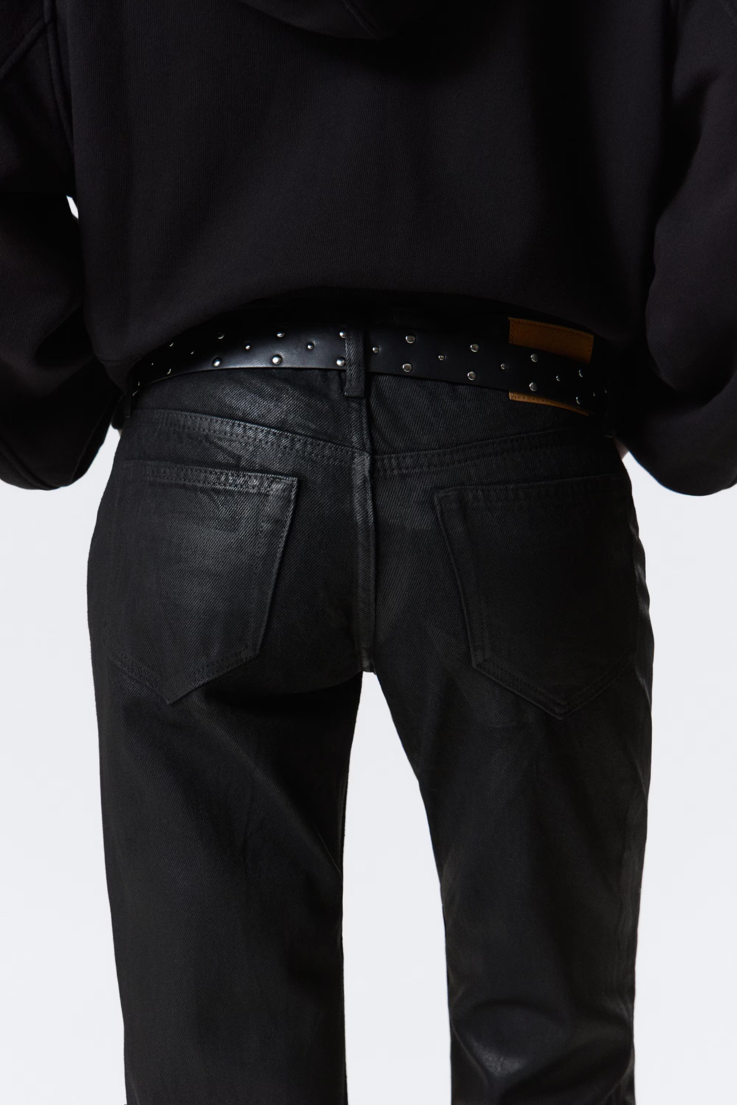 LOW RISE SLIM BOOTCUT LEG JEANS 