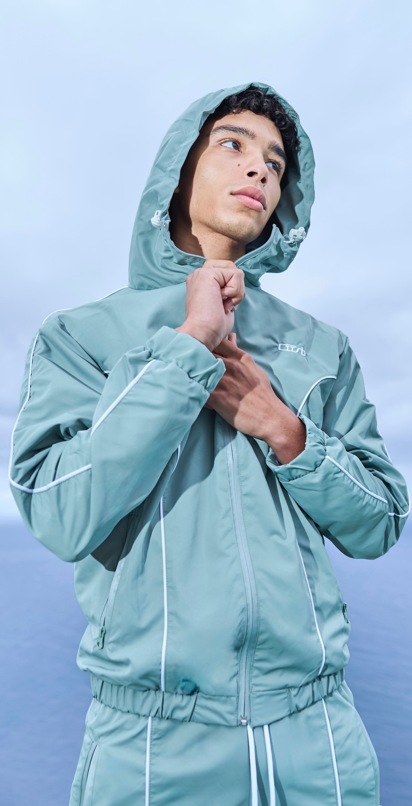 NYLON PIPING ZIP-UP SETS