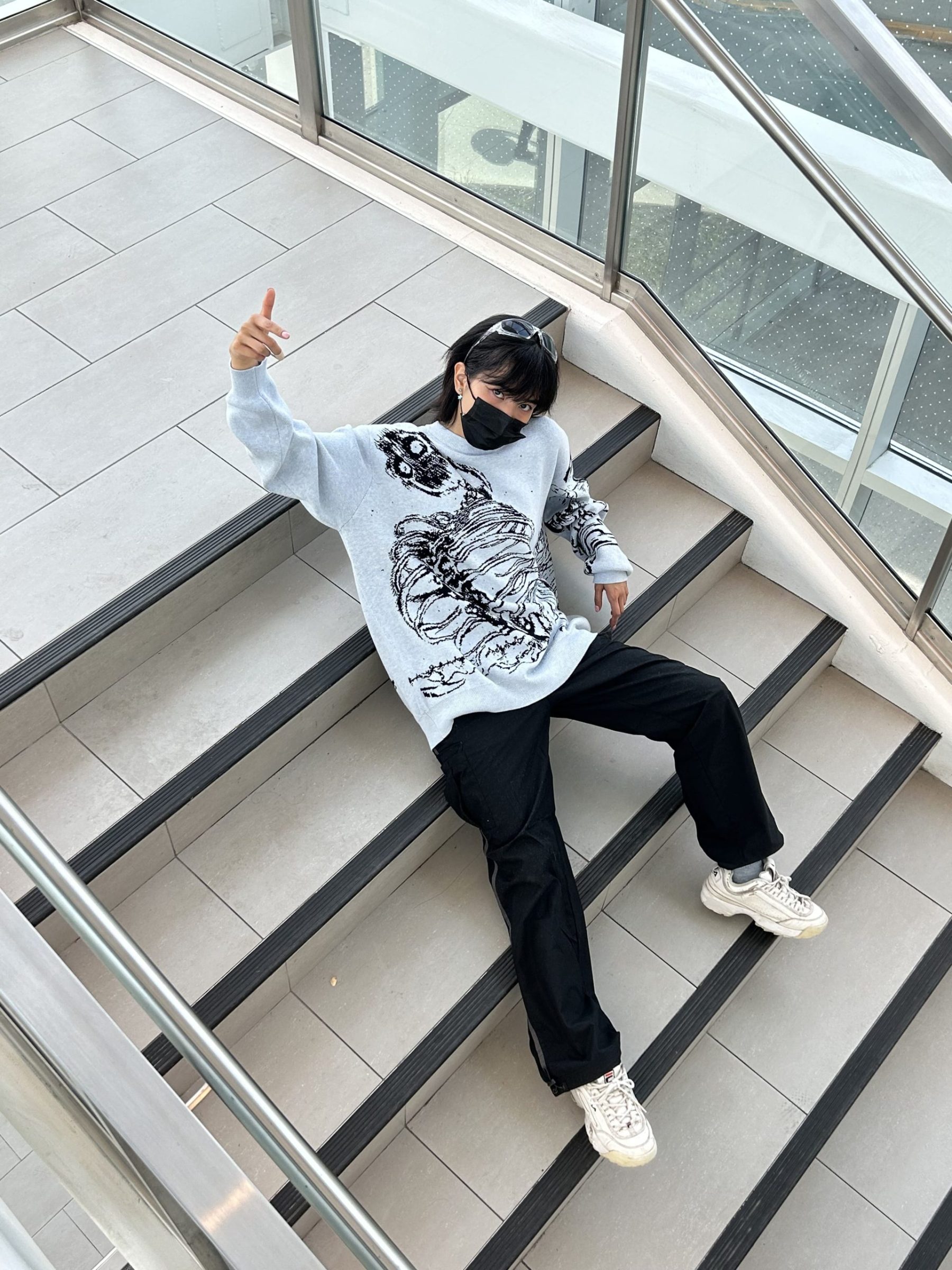 “Rumbling” Knit Gray