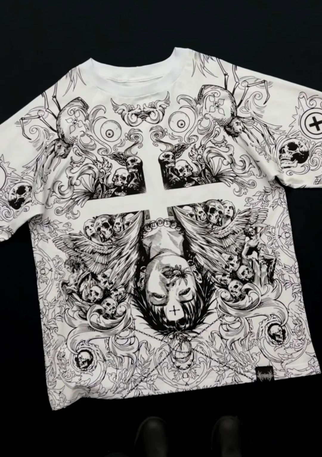Art Cross Eternal Tee