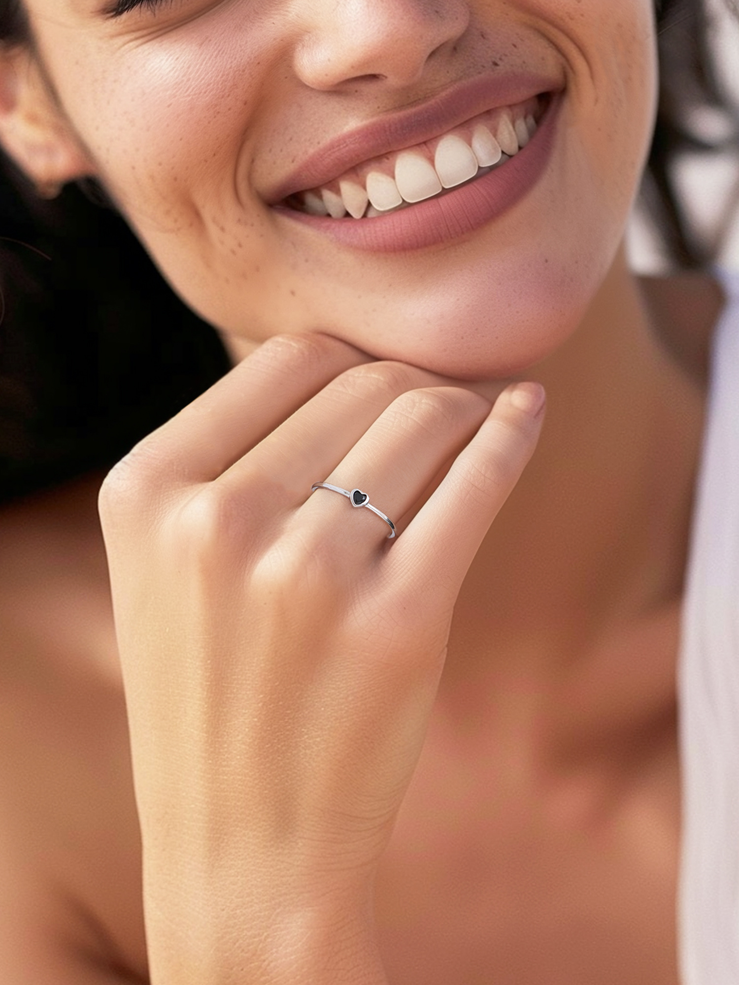 Silvora Sterling Silver Wedding Band Love Heart Engagement Promise Ring with Shiny Cubic Zirconia Jewelry Gift for Christmas Mother's Day Size 8