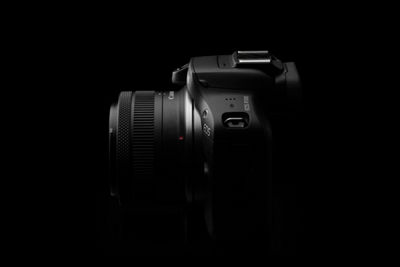 EOS R100 Left View