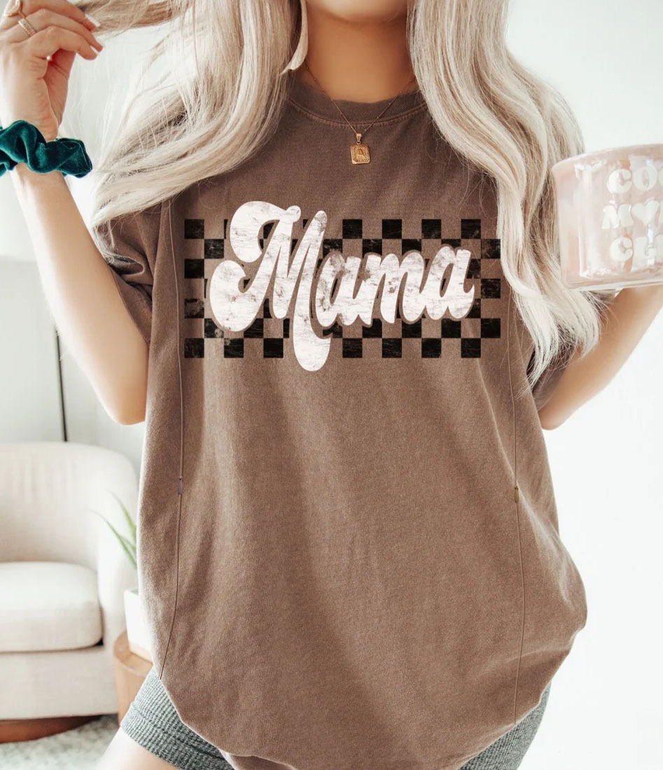 Retro Checkered Mama Nursing T-shirt