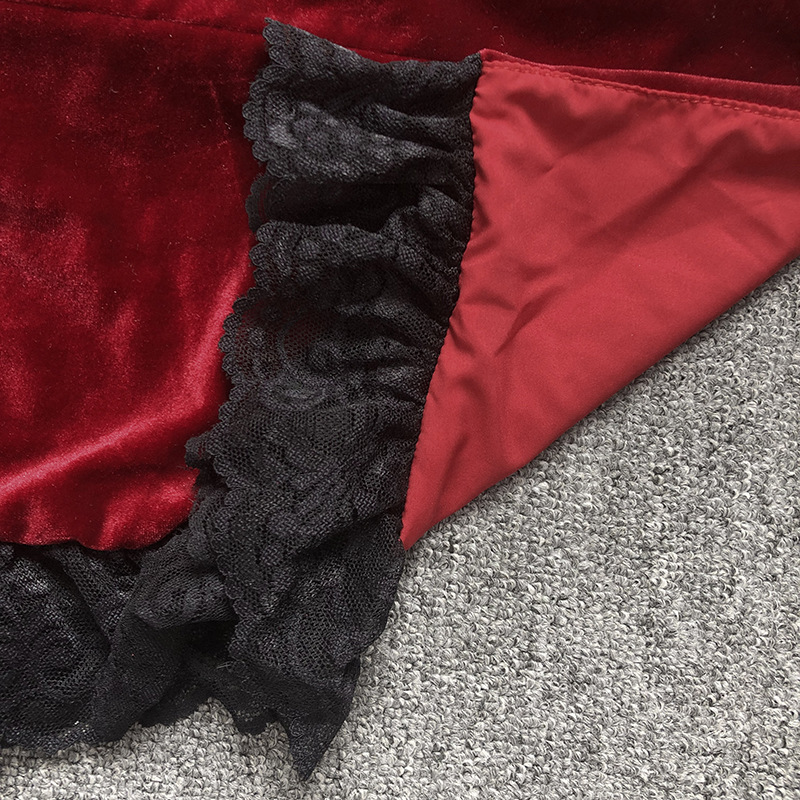 SPLICED Lace Feather Slit Dress in Black And Red