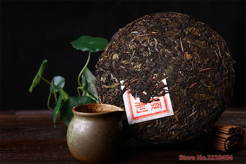  China Yunnan puerh tea 357g raw puer Chinese Menghai shen taetea 357g pu er green food health care pu erh cake pu er tea 357g 