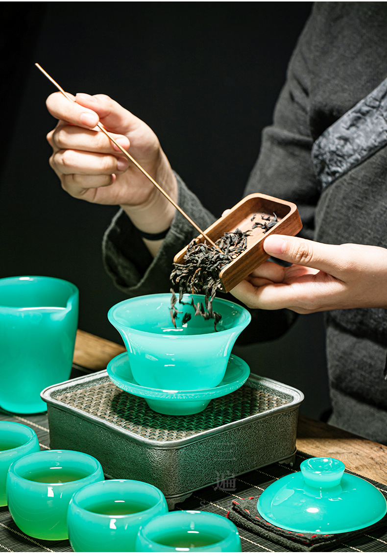 Green Colored Glaze Tea Cup with Cover_10.jpg