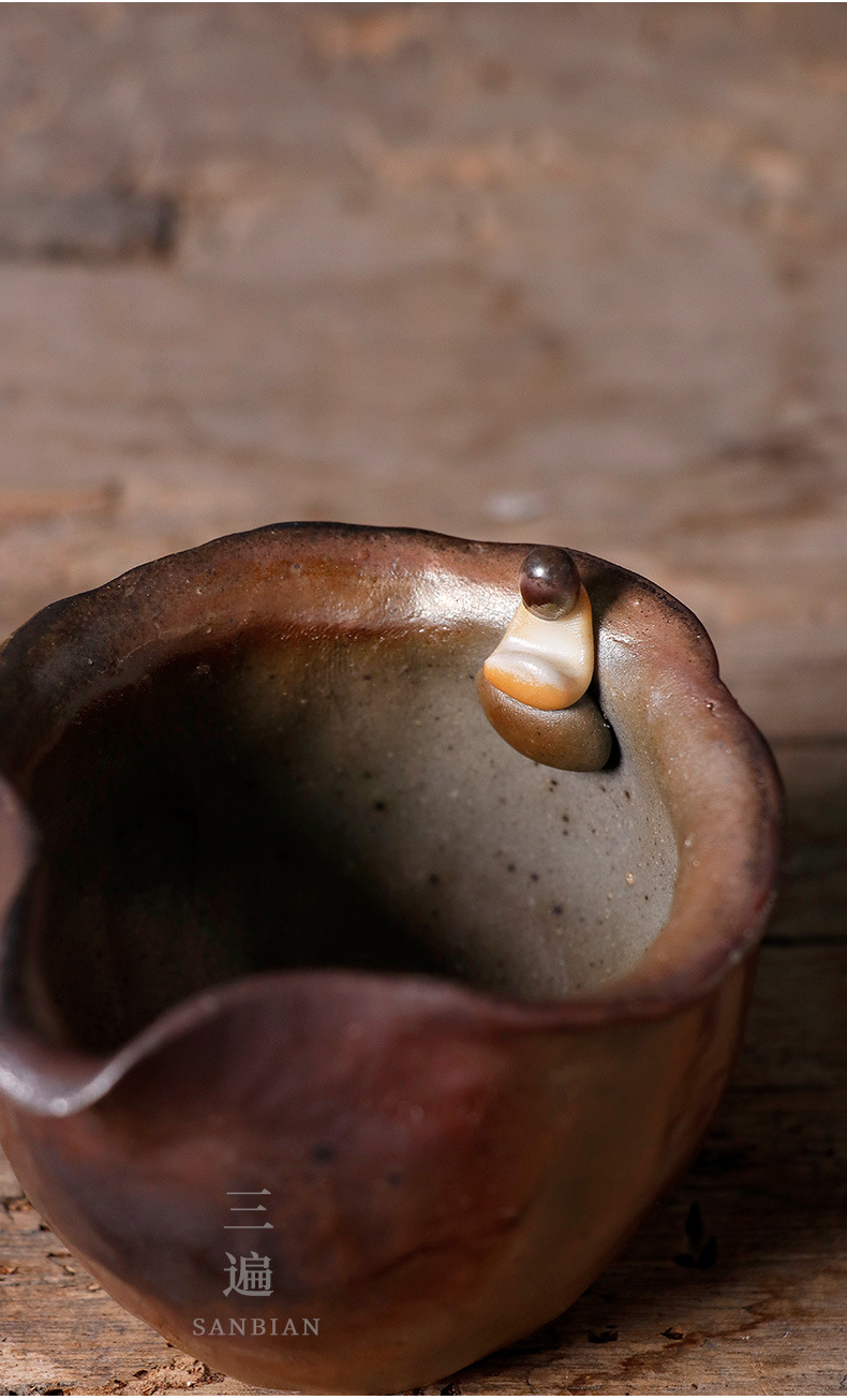 Firewood Burning One Leaf Bodhi Aquarius Pot_13.jpg