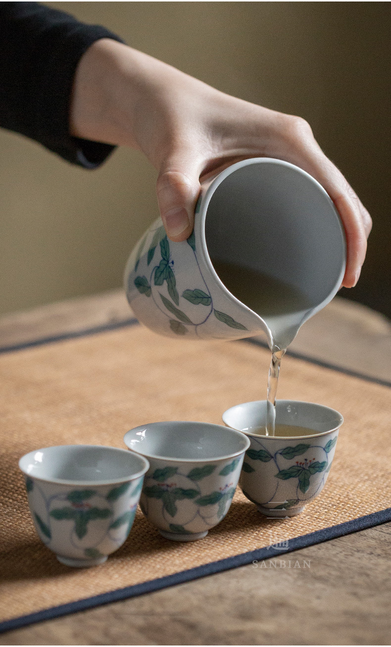 Grass and Wood Gray Hand-Painted Five-Seed Lotus Fair Mug_10.jpg