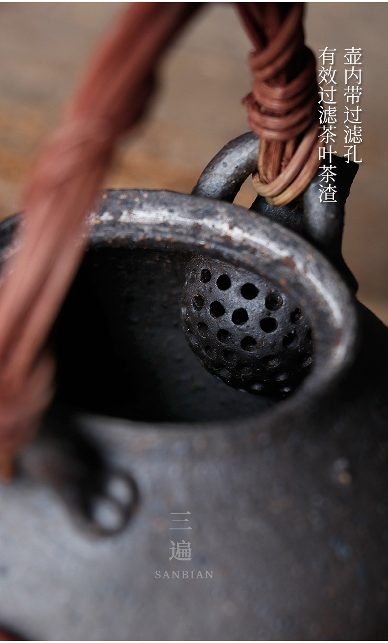 Mujin Loop-Handled Teapot_08.jpg