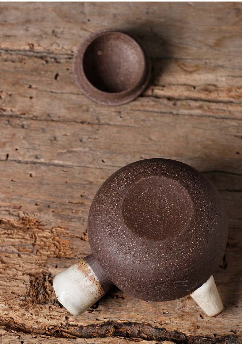 Hand-Held Teapot_08.jpg