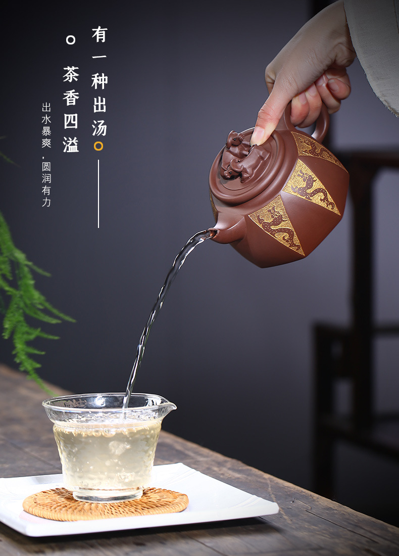 Double Bull Fighting Spirit_11.jpg