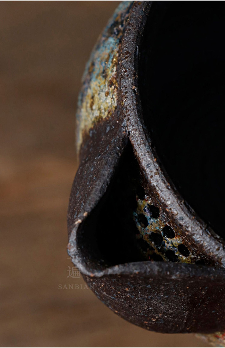 Panda Rock Mine Aquarius Pot_10.jpg