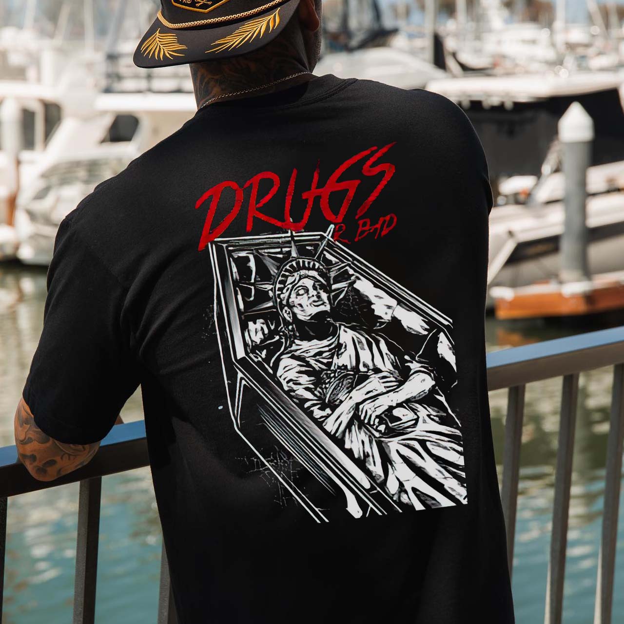 Drugs R Bad Printed Men's T-shirt-Ranbybox