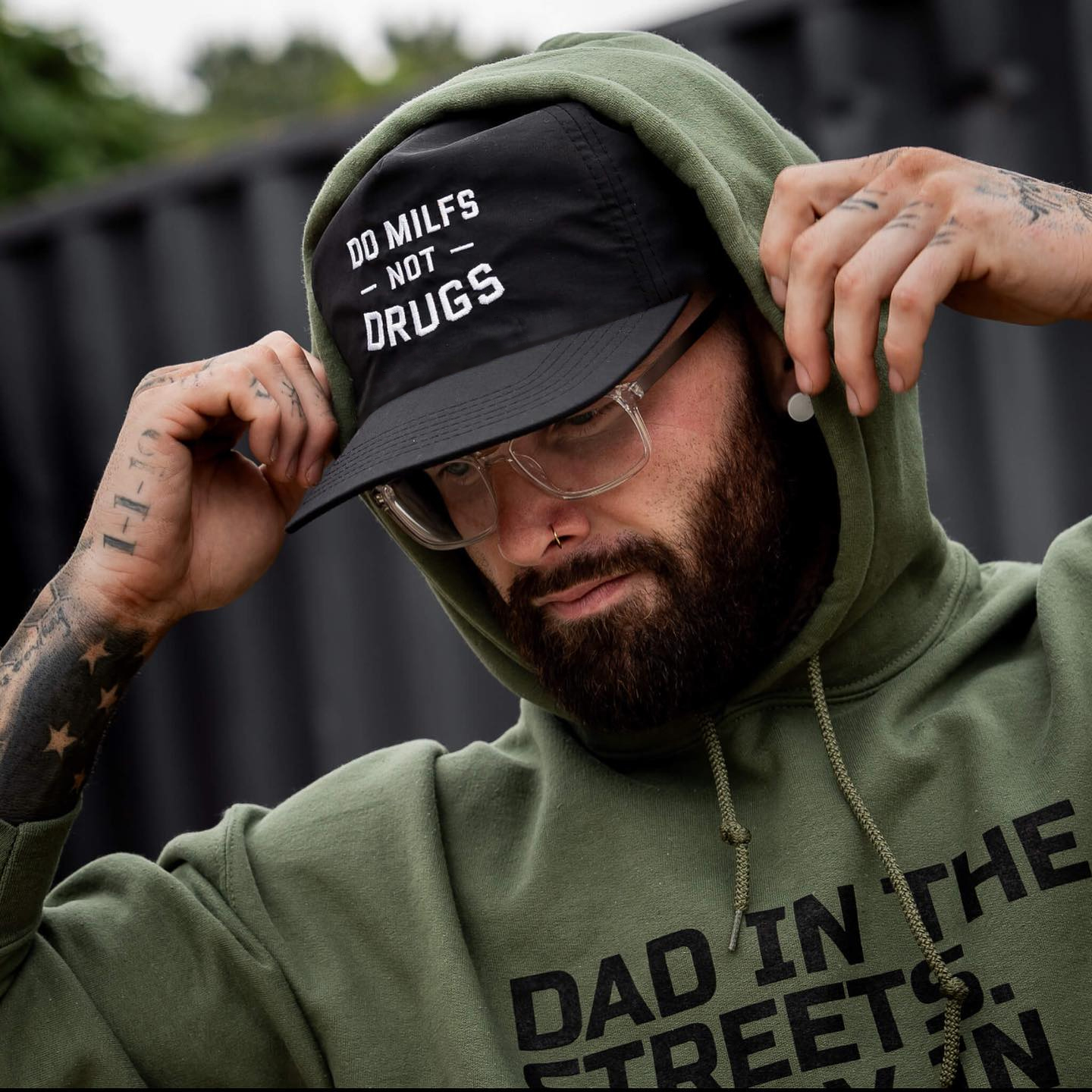 Do Milfs Not Drug Letter Baseball Cap-Ranbybox