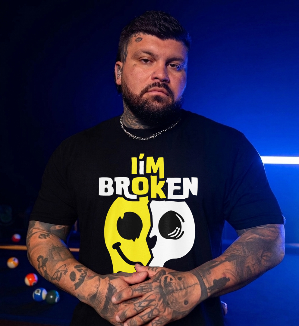 I'm Broken Printed Men's T-Shirt Image - 4
