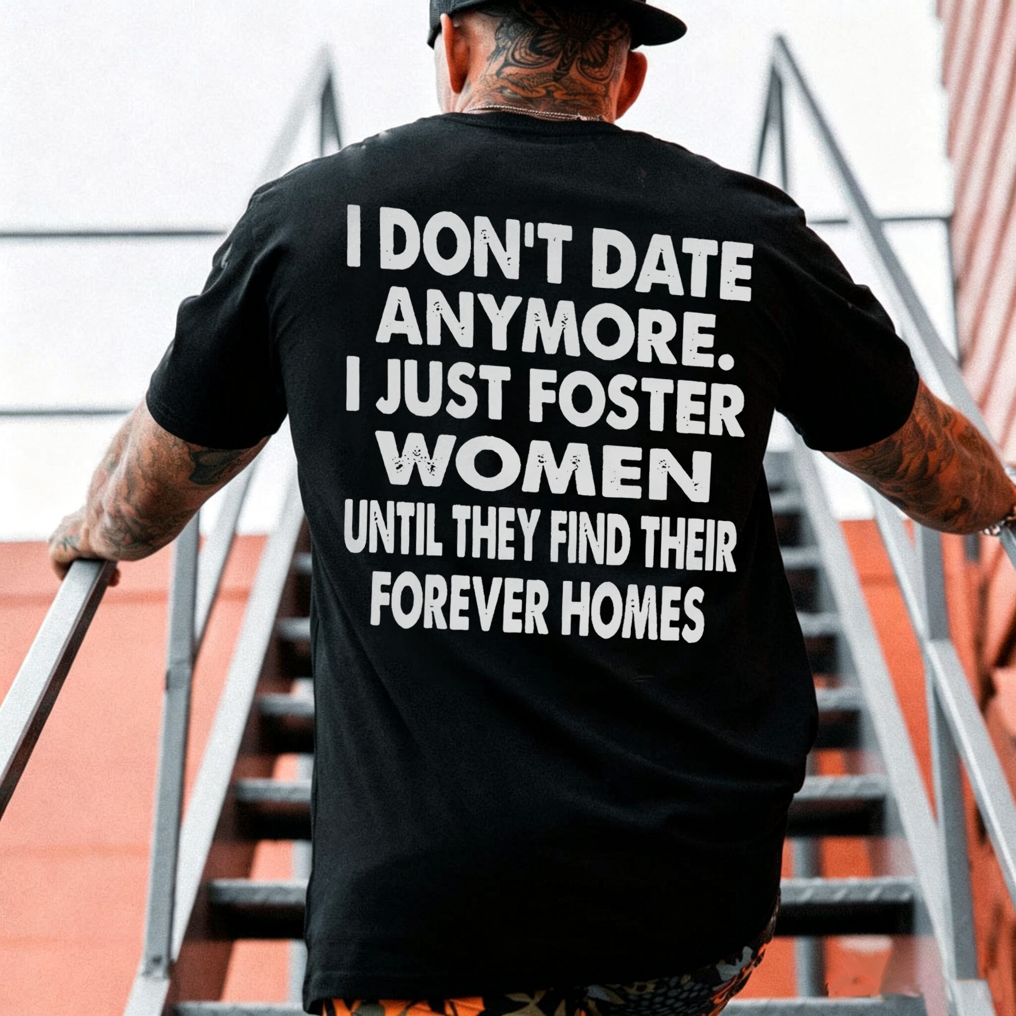 I Don't Date Anymore Printed Men's T-shirt Image - 1