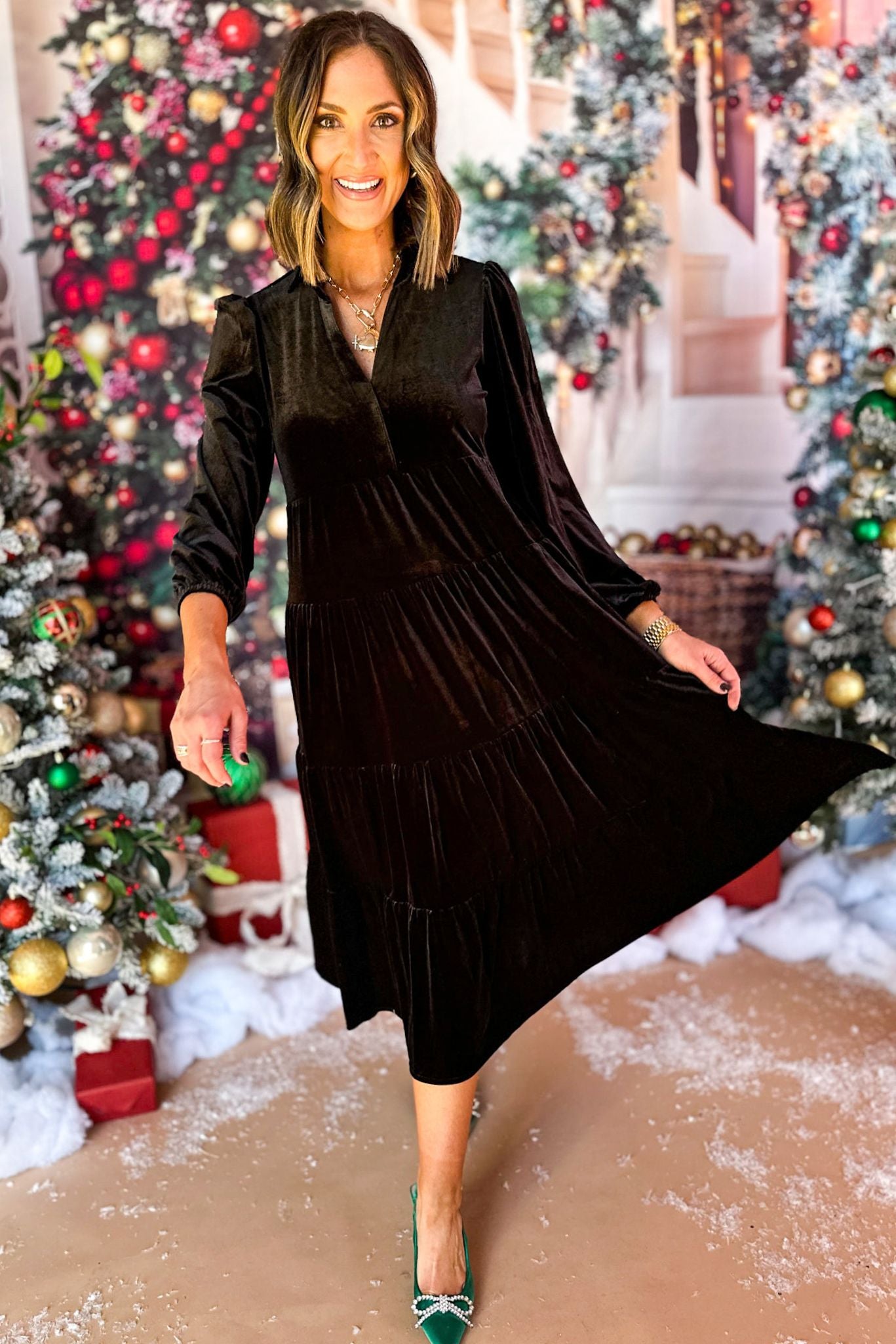 2024 Women's Christmas V Neck Velvet Dress