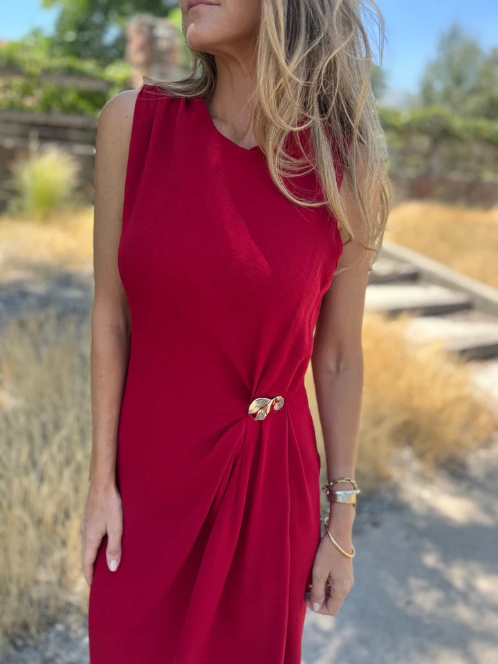 👜 End of Season Sale 💰 Gold Brooch Crêpe Draped Dress