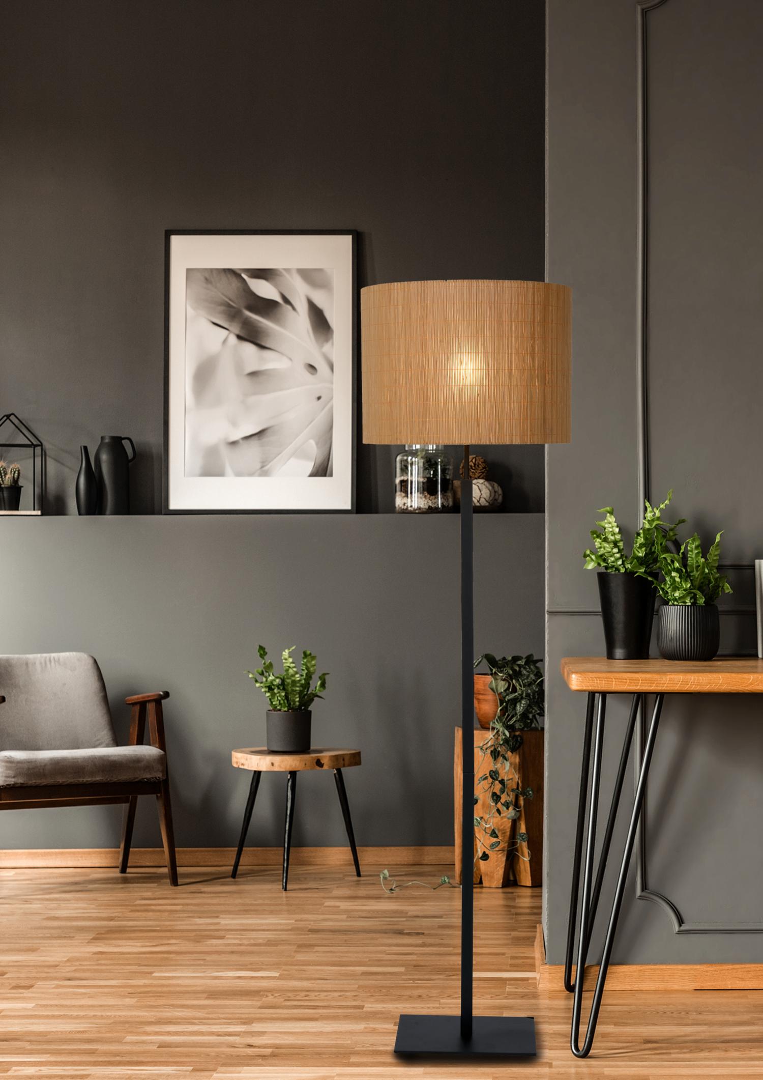 Magius Floor Lamp - Matt Black/Natural Rattan