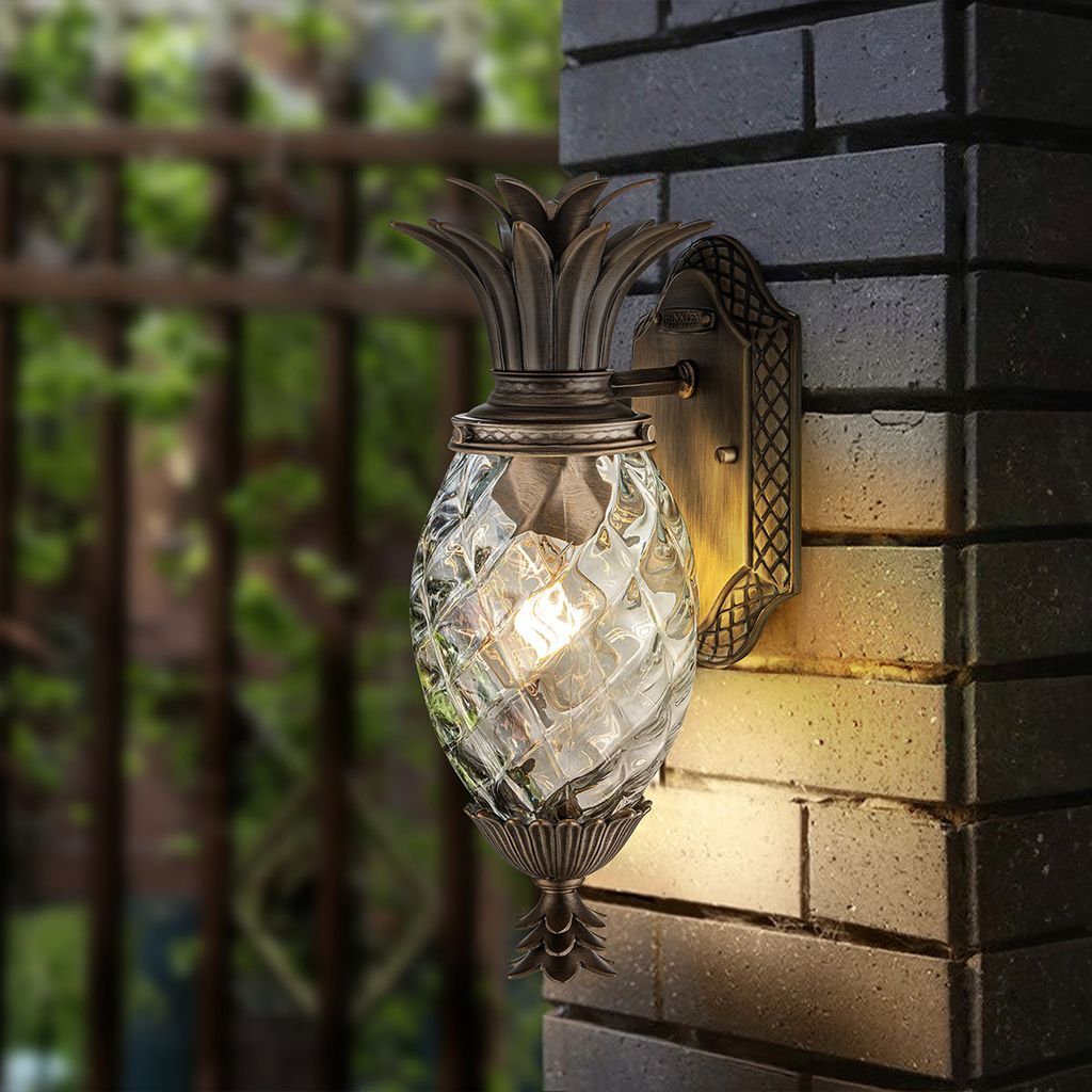 Plantation Wall Light
