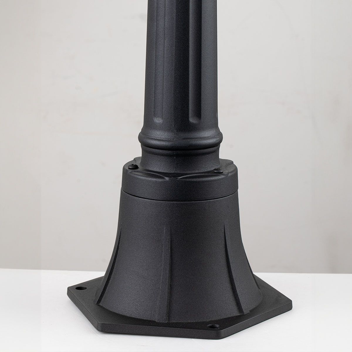 Bayview Bollard Light