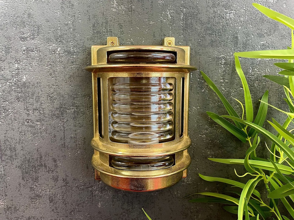 Lucera Outdoor Wall Light