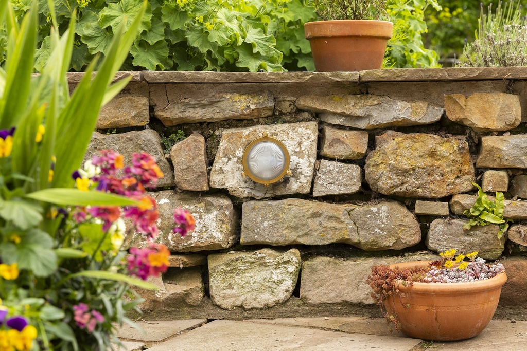 Porto Outdoor Wall Light - 140mm Diameter