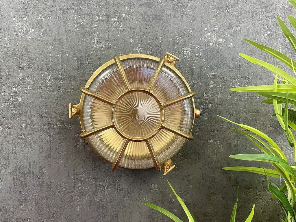 Solara Outdoor Wall Light