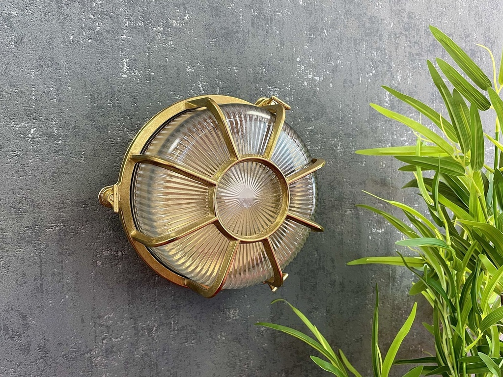 Solara Outdoor Wall Light