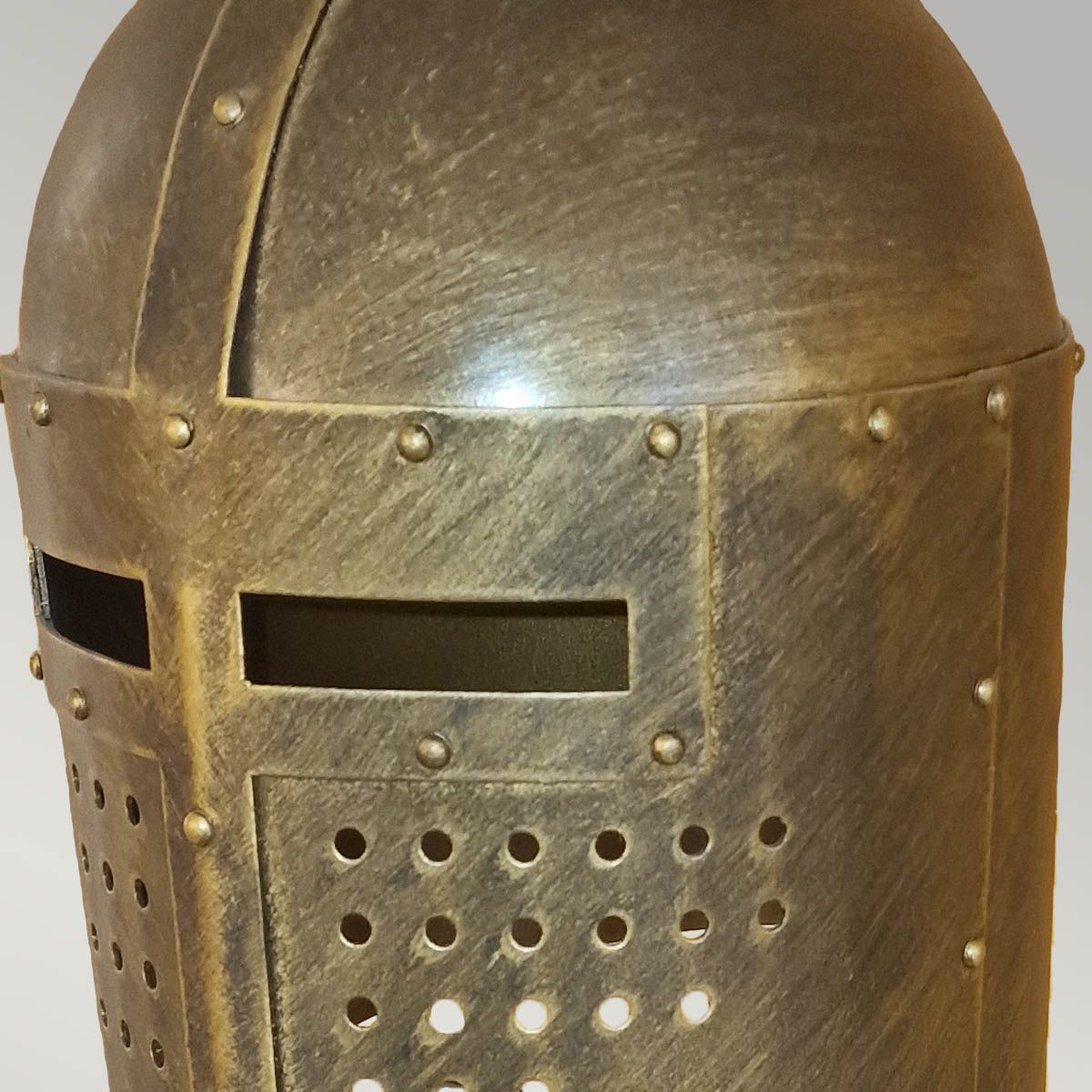Crusader Table Lamp