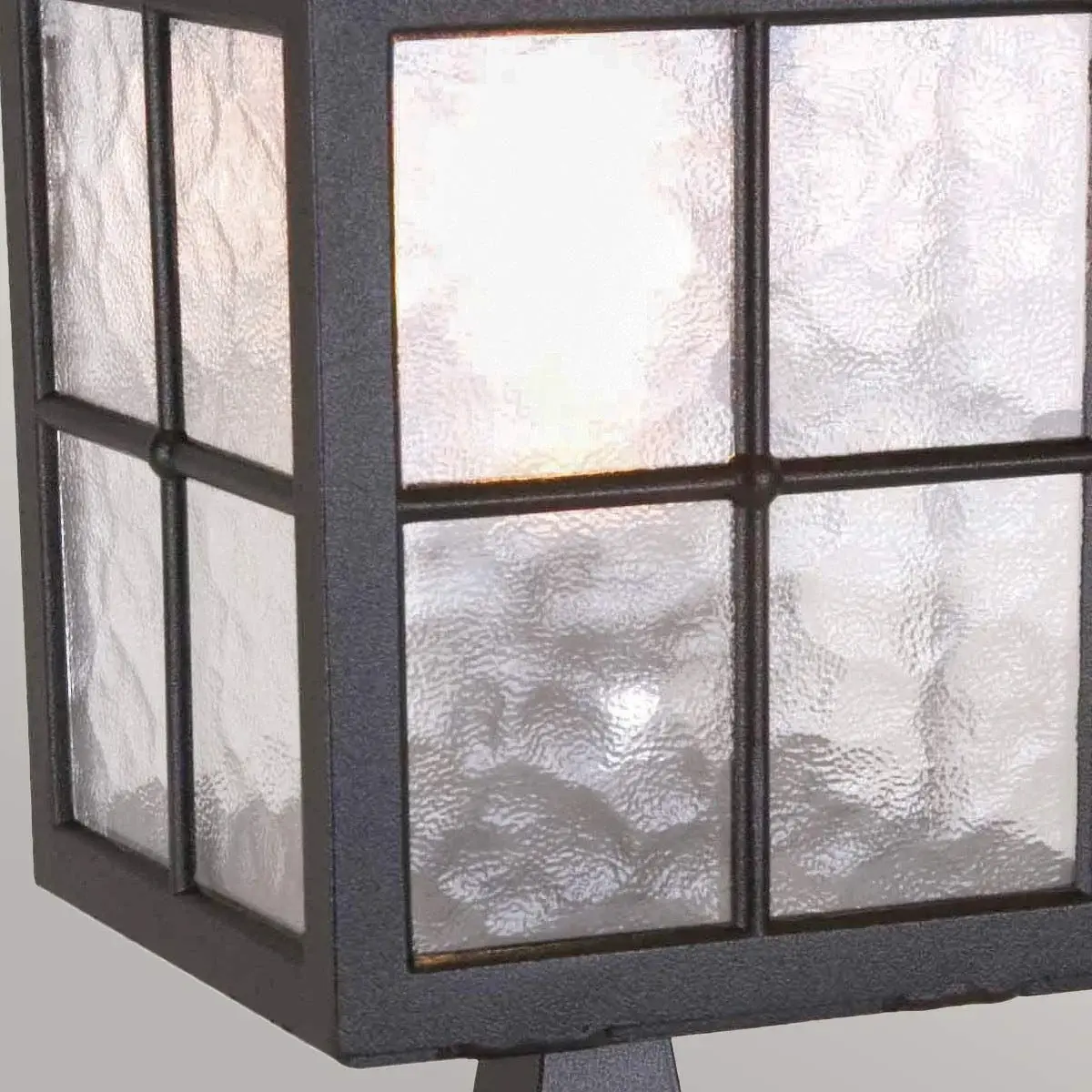 Winchester Pedestal Light