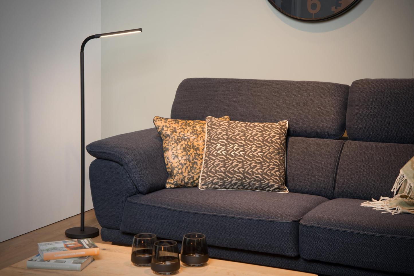 Gilly Floor Lamp - Matt Black/Opal