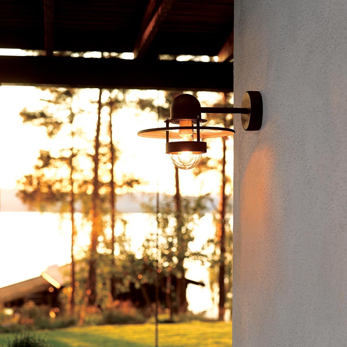Bergen Wall Light