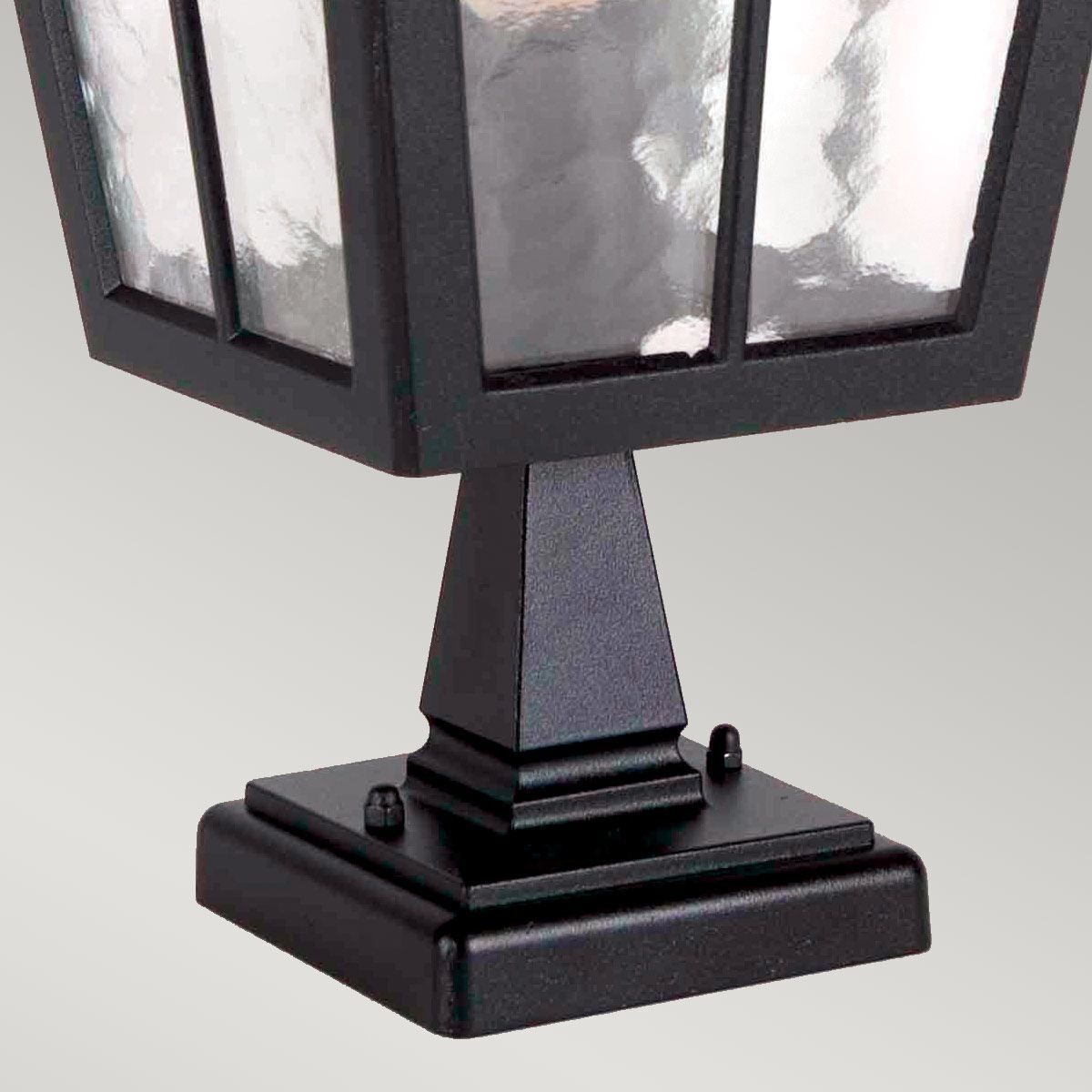 Canterbury Pedestal Light