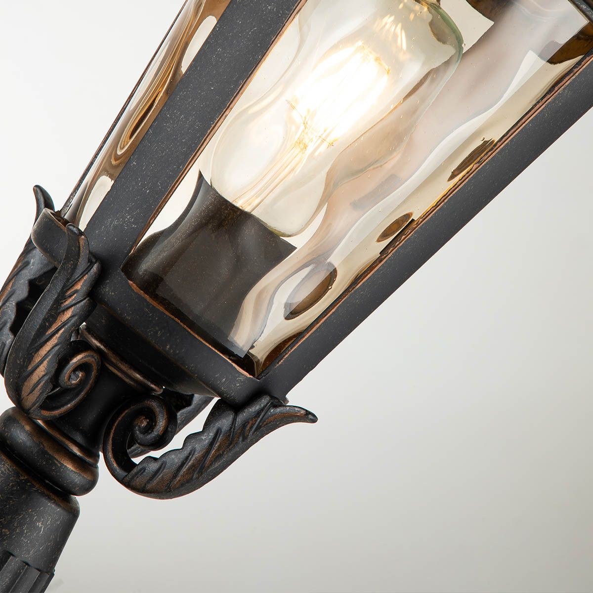 Baltimore Pedestal Light
