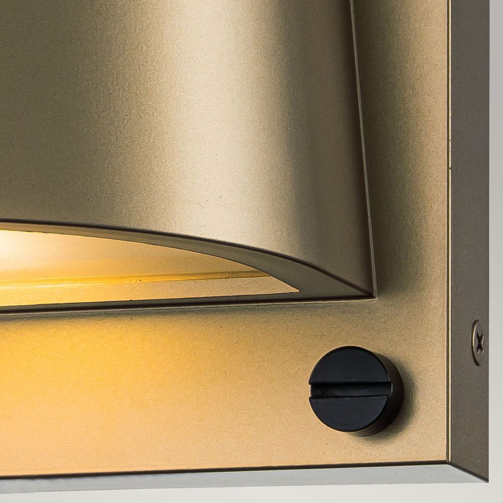 Scout Wall Light