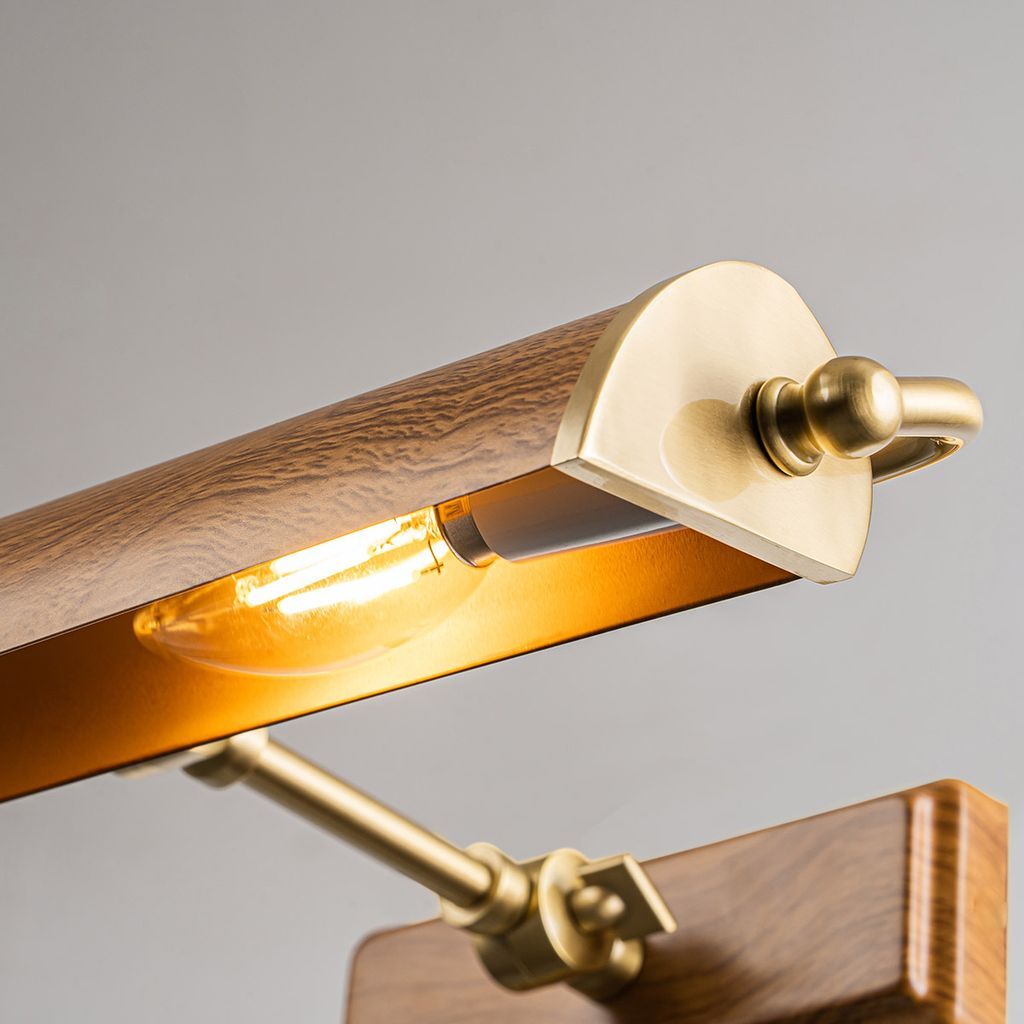 Winchfield Picture Light