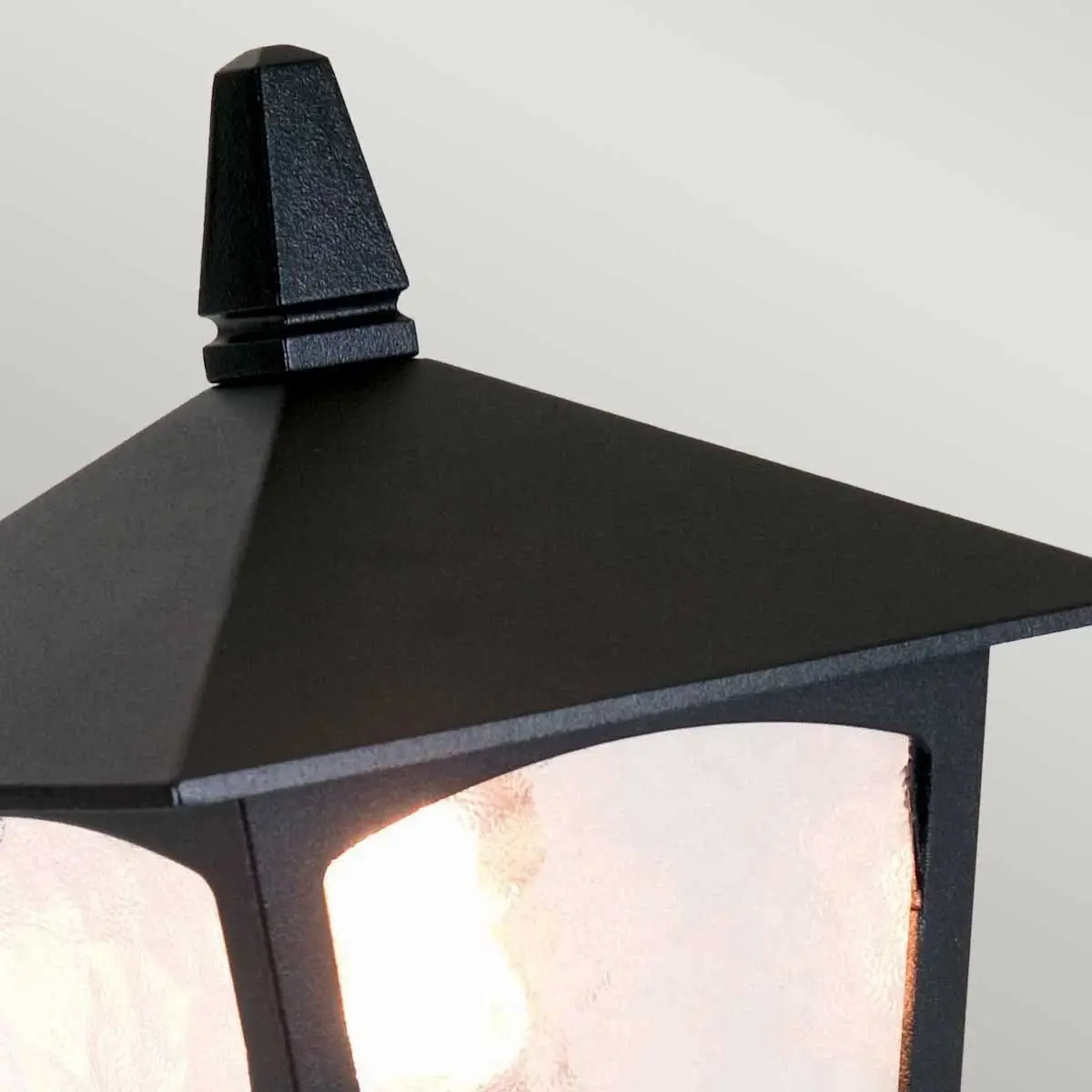 York Pedestal Light