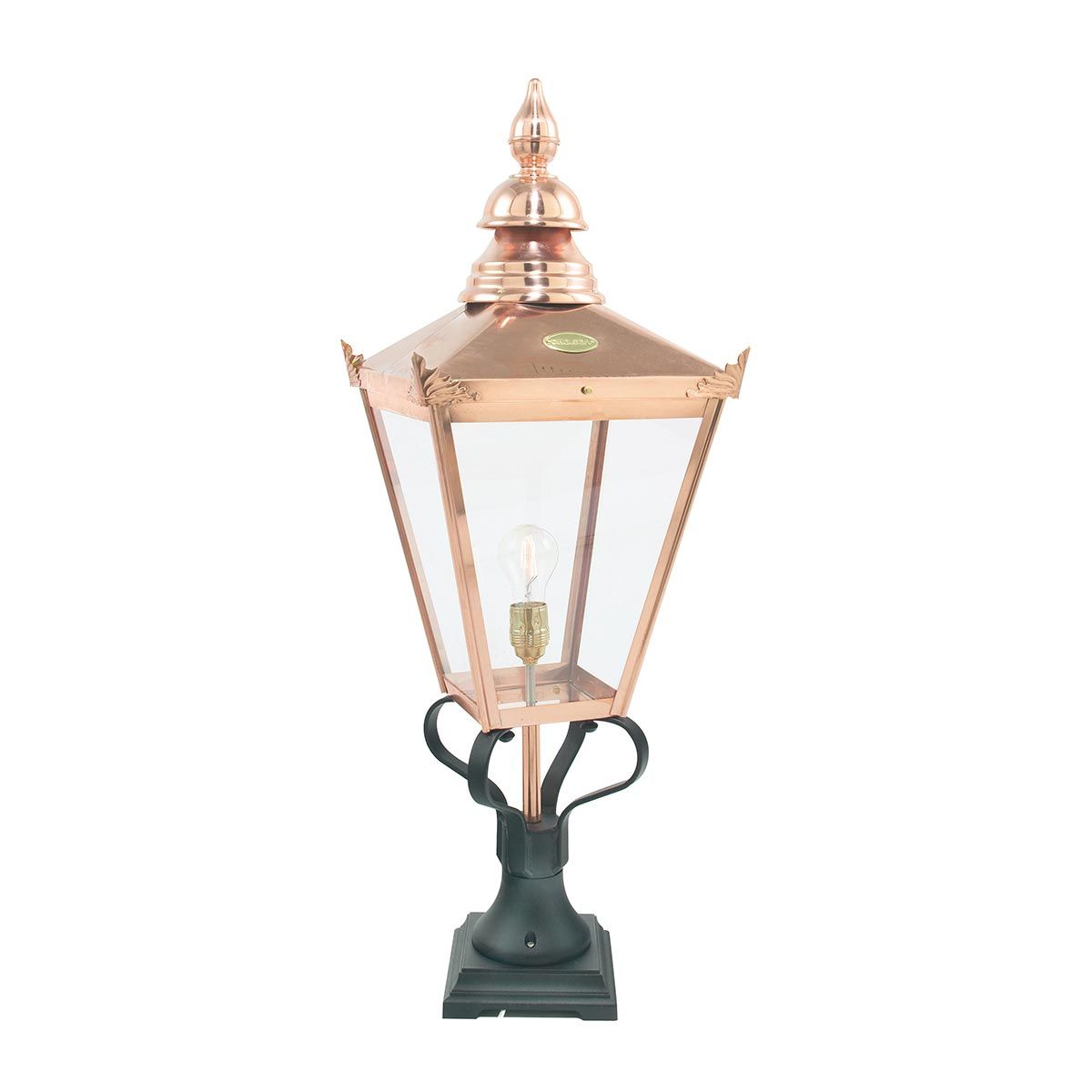 Chelsea Pedestal Light