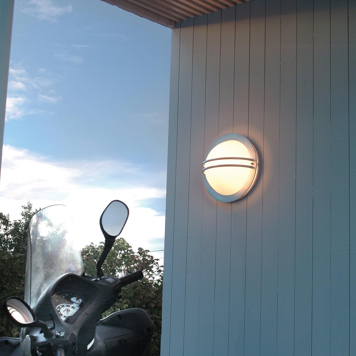 Bremen Wall Light