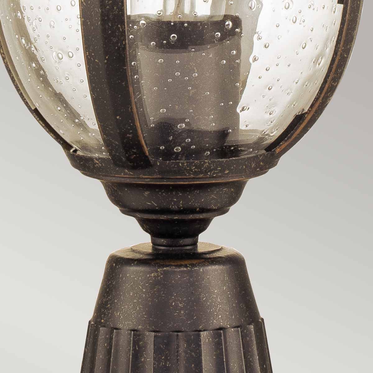 Cleveland Pedestal Light