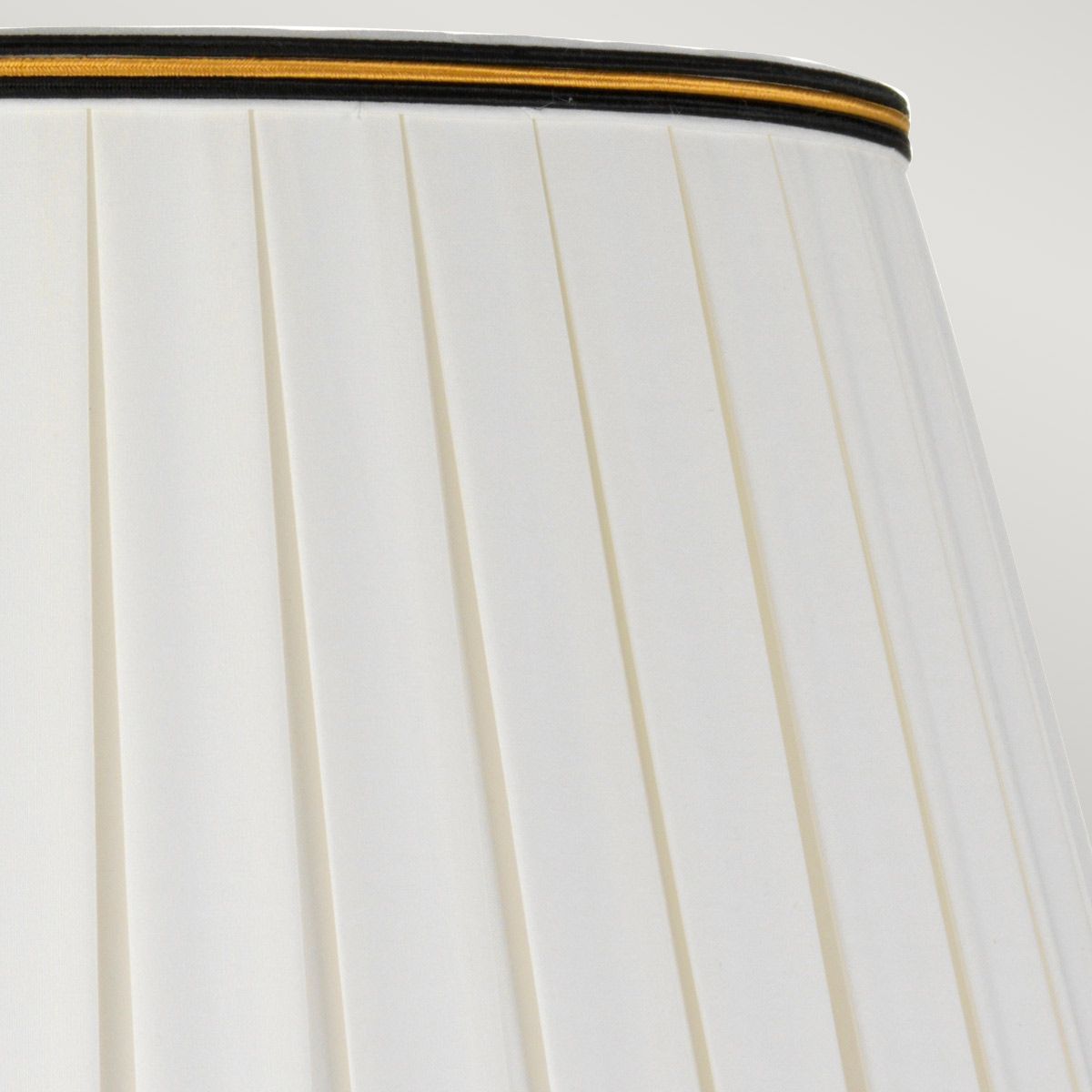 Taipei Table Lamp