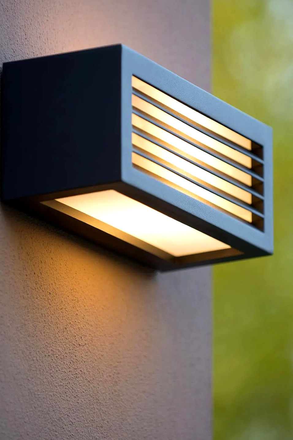Dimo Outdoor Wall Light