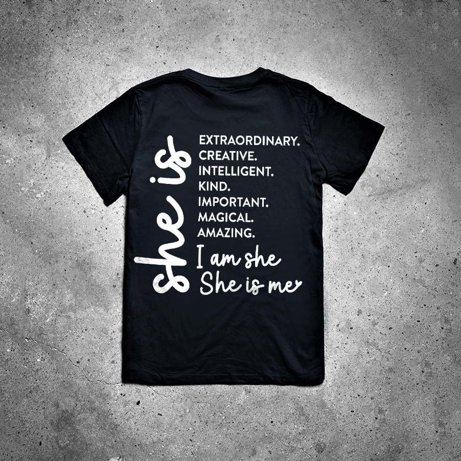 She Is Extraordinary Printed Women's T-shirt -traneing