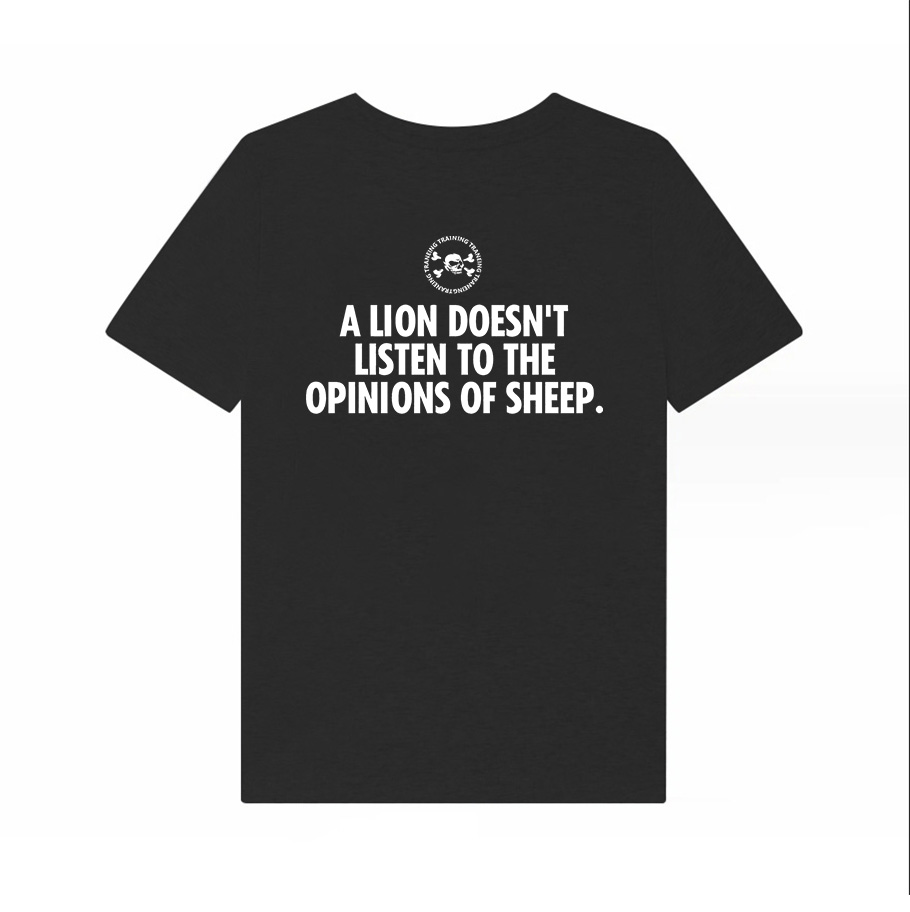 A Lion Doesn't Listen To The Opinions Of Sheep Printed Women's T-shirt-traneing