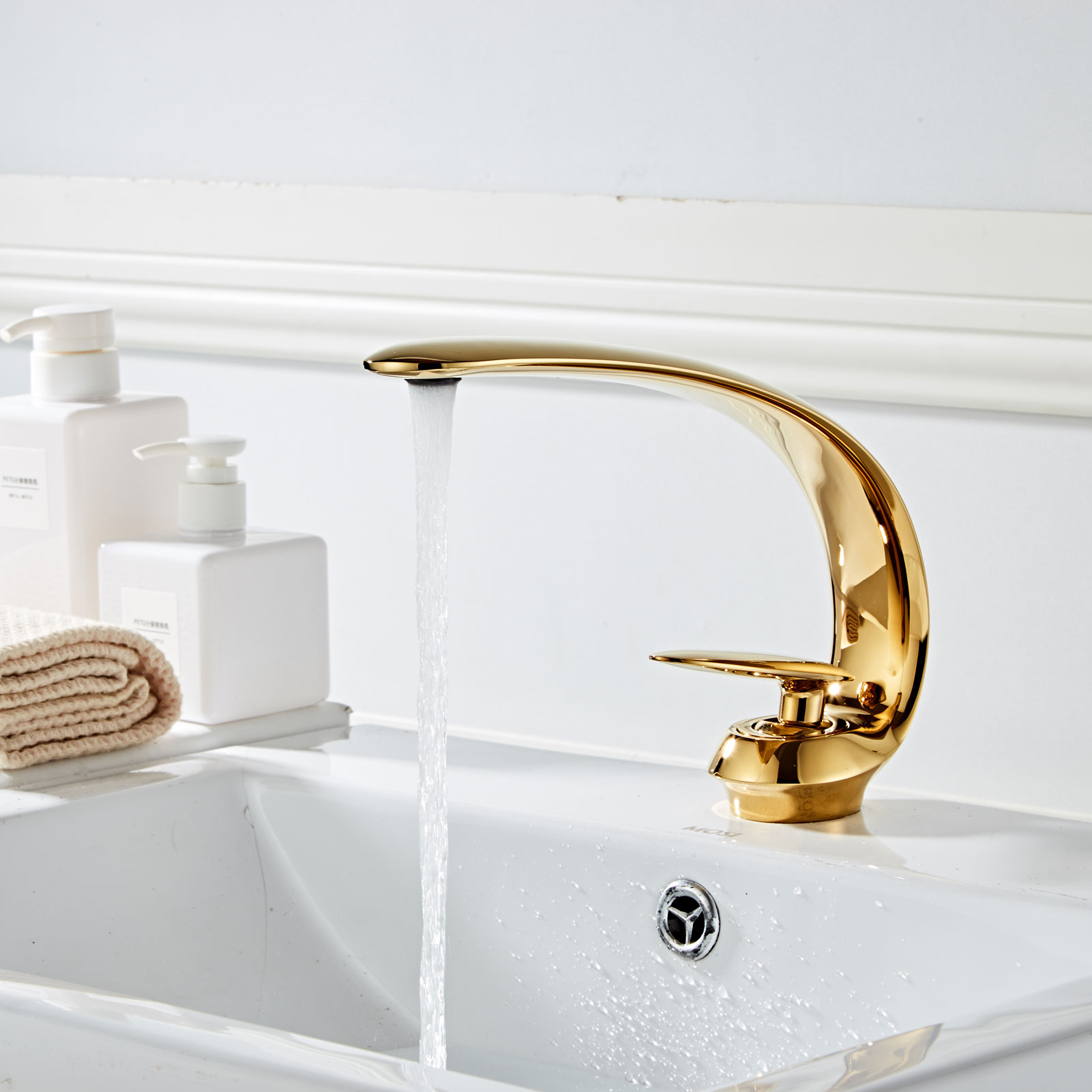 Wovier Bathroom Sink Faucet with Supply Hose,Single Handle Single Hole Lavatory Faucet W8349-20