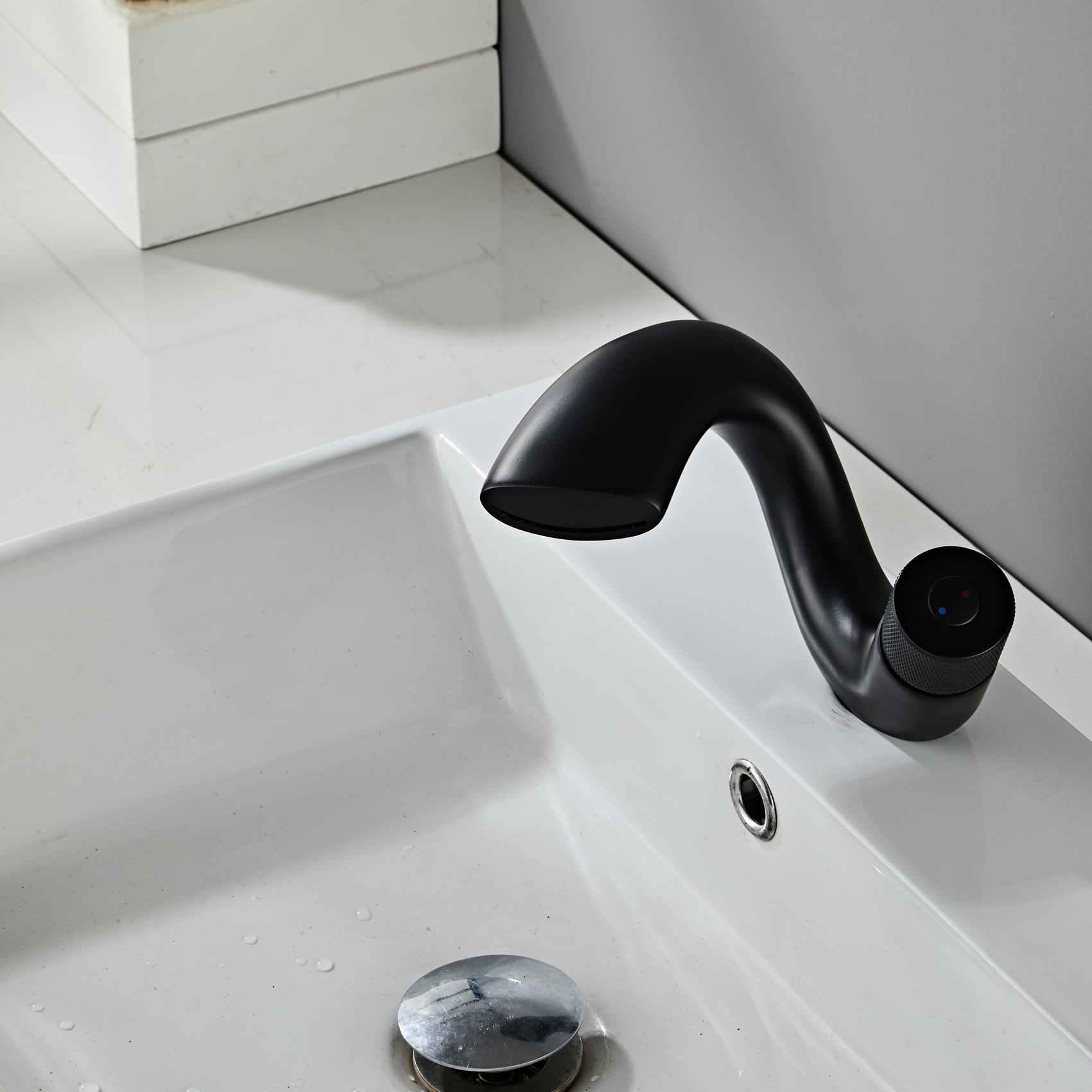 Wovier Waterfall Bathroom Sink Faucet,Single Handle Single Hole Faucet-W8211-18